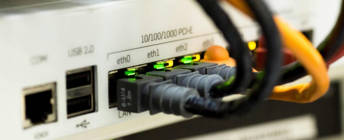 Wireshark vs Alternatives: What Beginners     Should Actually Use (2026)